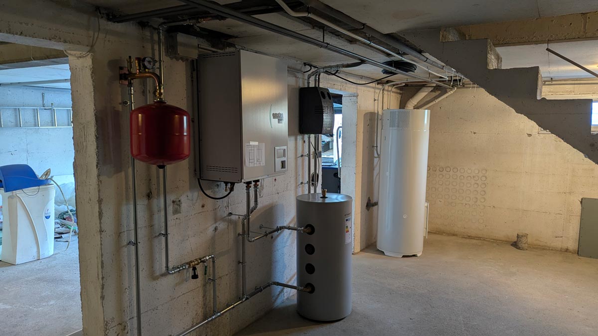Installation d&rsquo;un chauffe-eau thermodynamique Atlantic dans une maison neuve à Marckolsheim proche de Sélestat